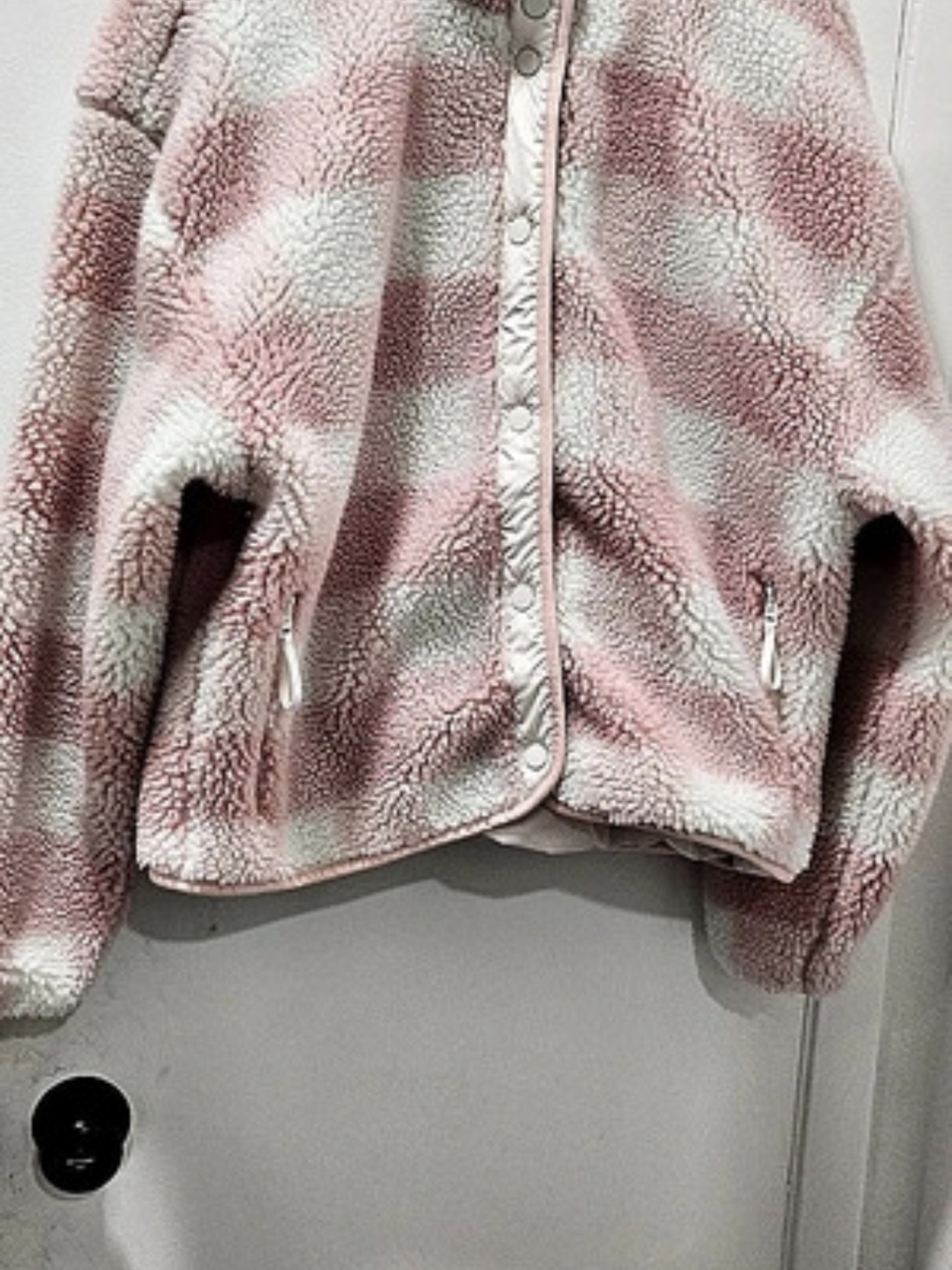Fabletics Tahoe Teddy Jacket Pink & White